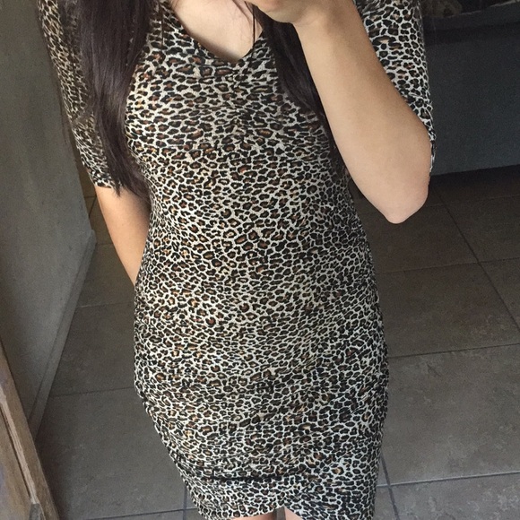 🔥 Leopard Print Dress 🔥 - Picture 1 of 7